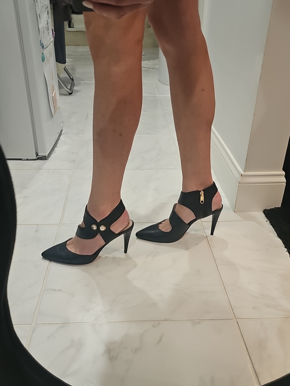 Louise et Cie Black Cutout Pointed-Toe Stiletto Heels